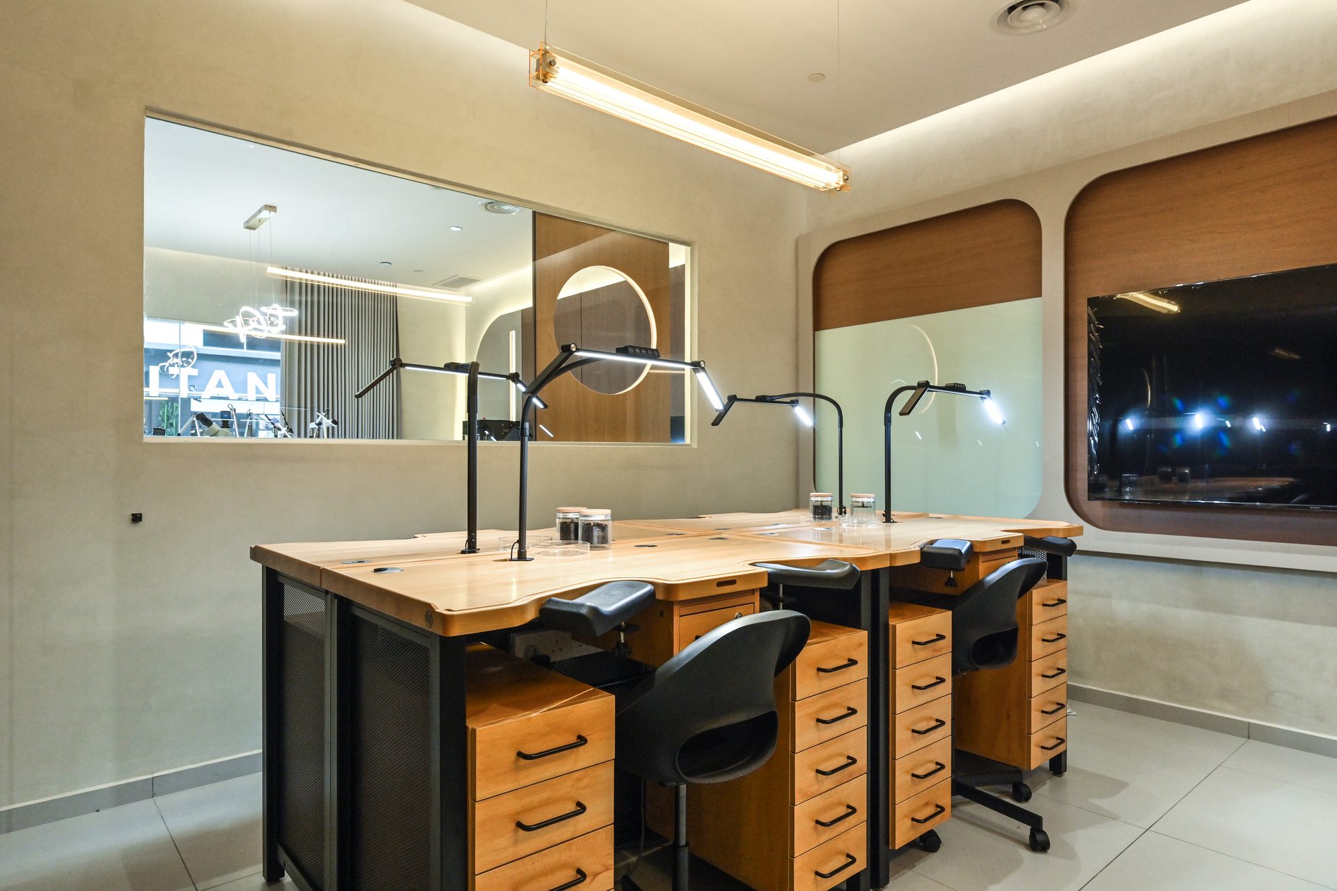TCC watchmaker workbenches